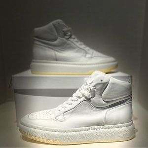 MM6 Maison Margiela • White Basketball Sneaker